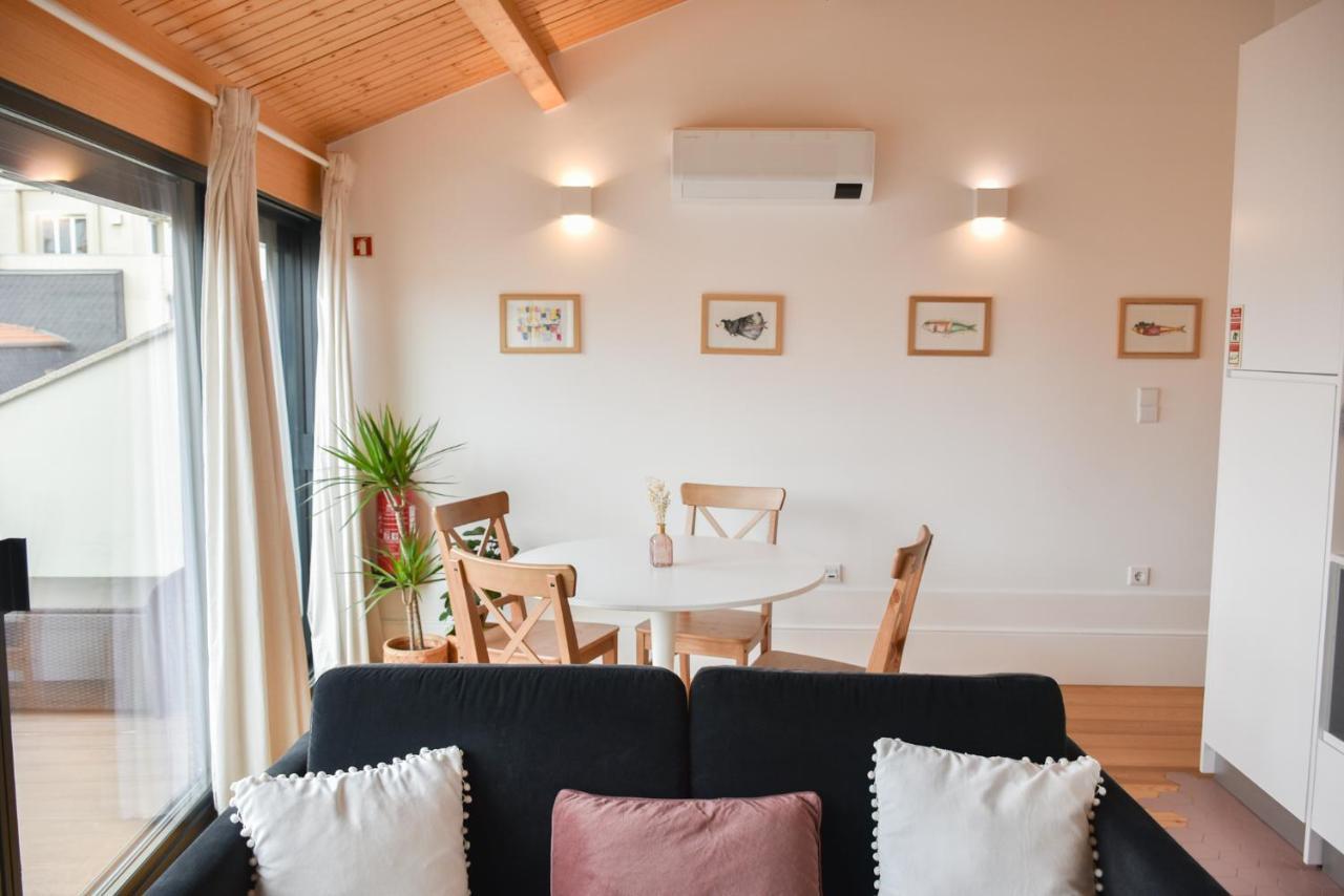Charmosa Penthouse 2 Quartos - Batalha - - N Oporto